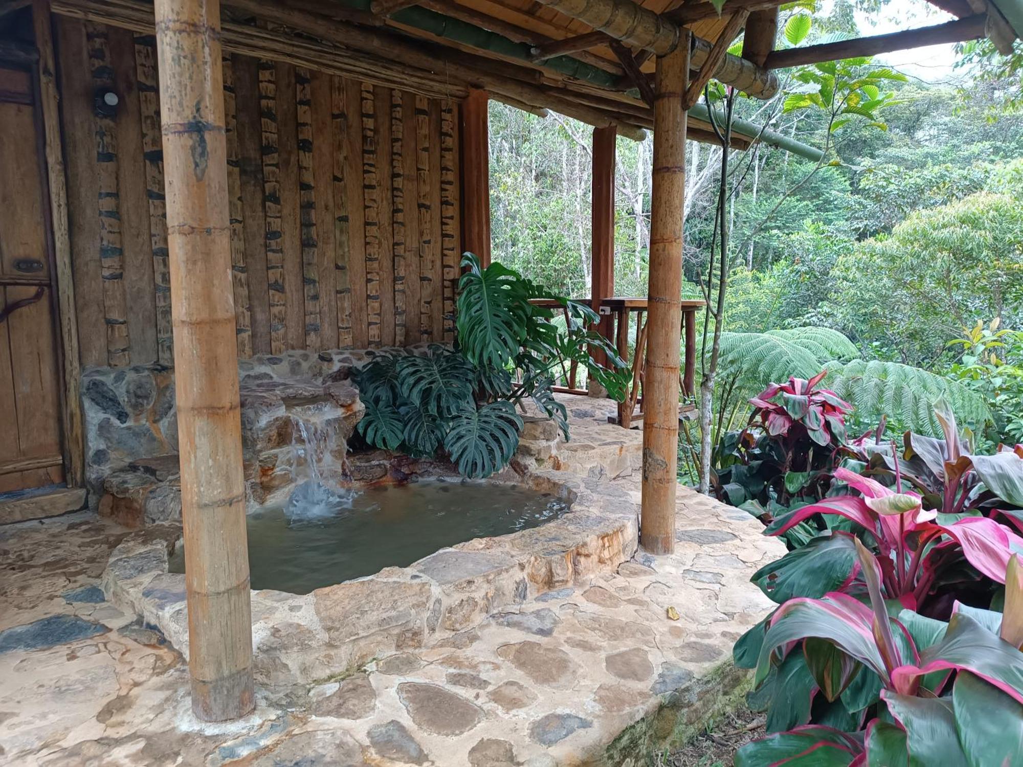Huaca Huaca Hostel Mocoa Eksteriør bilde
